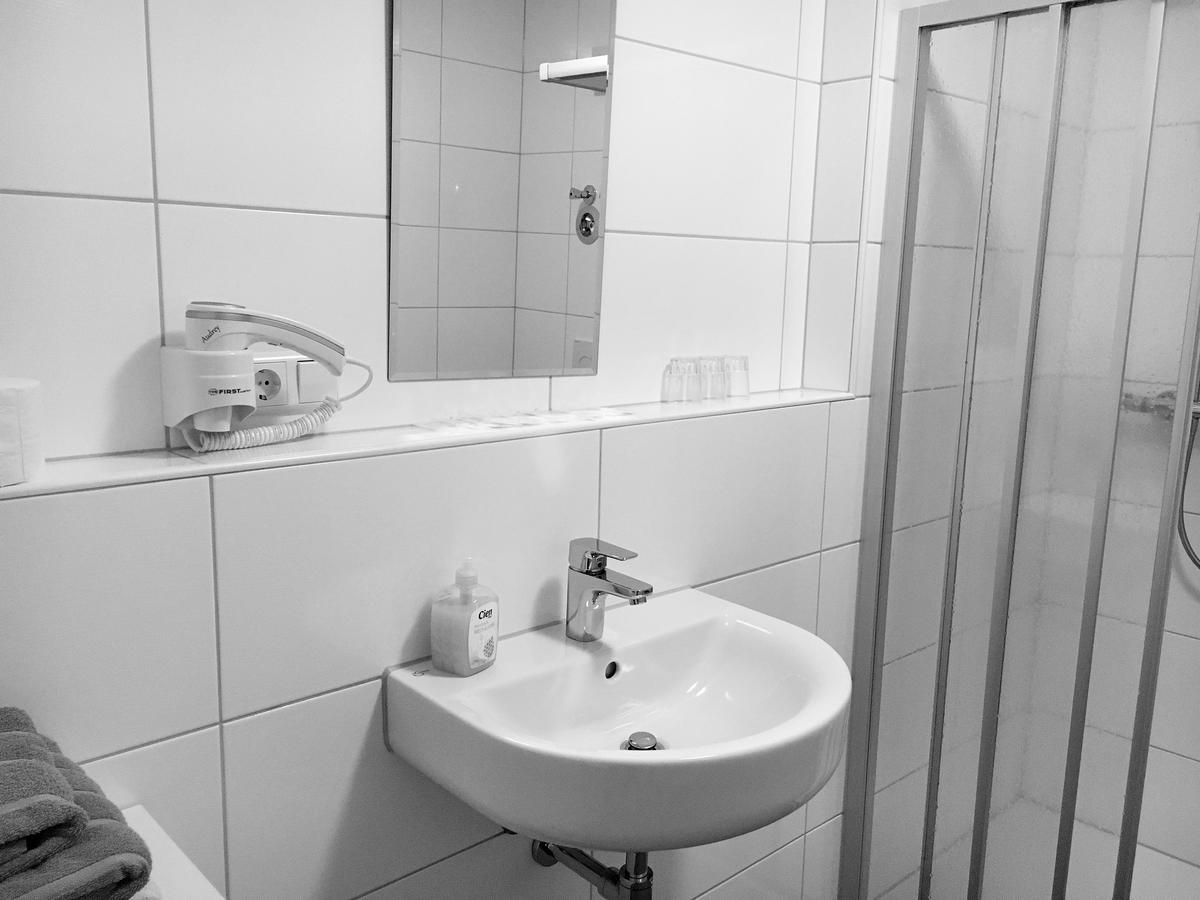 Eisberg Hotel Rust Gastehaus חדר תמונה